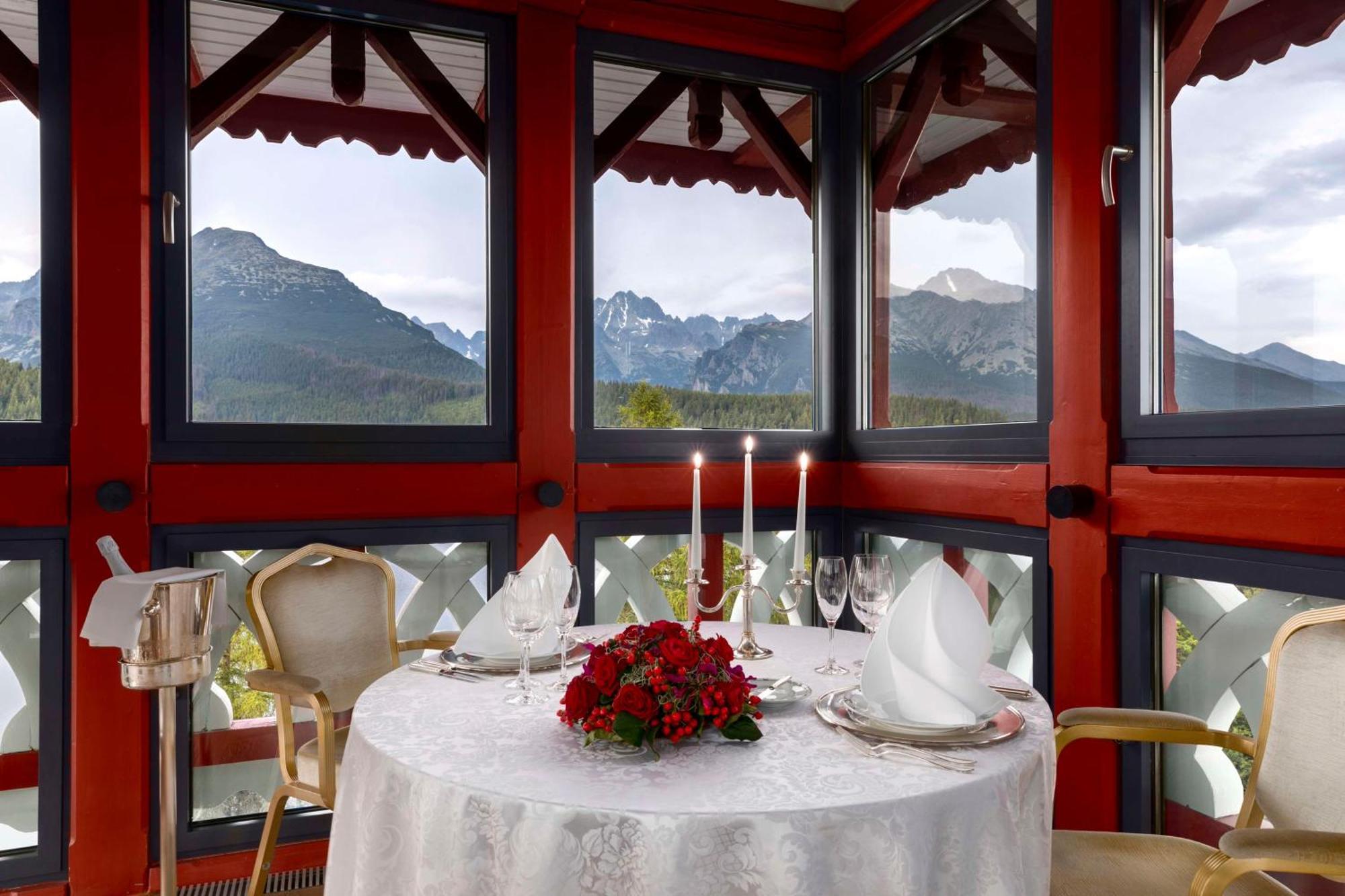 Grand Hotel Kempinski High Tatras Štrbské Pleso Kültér fotó